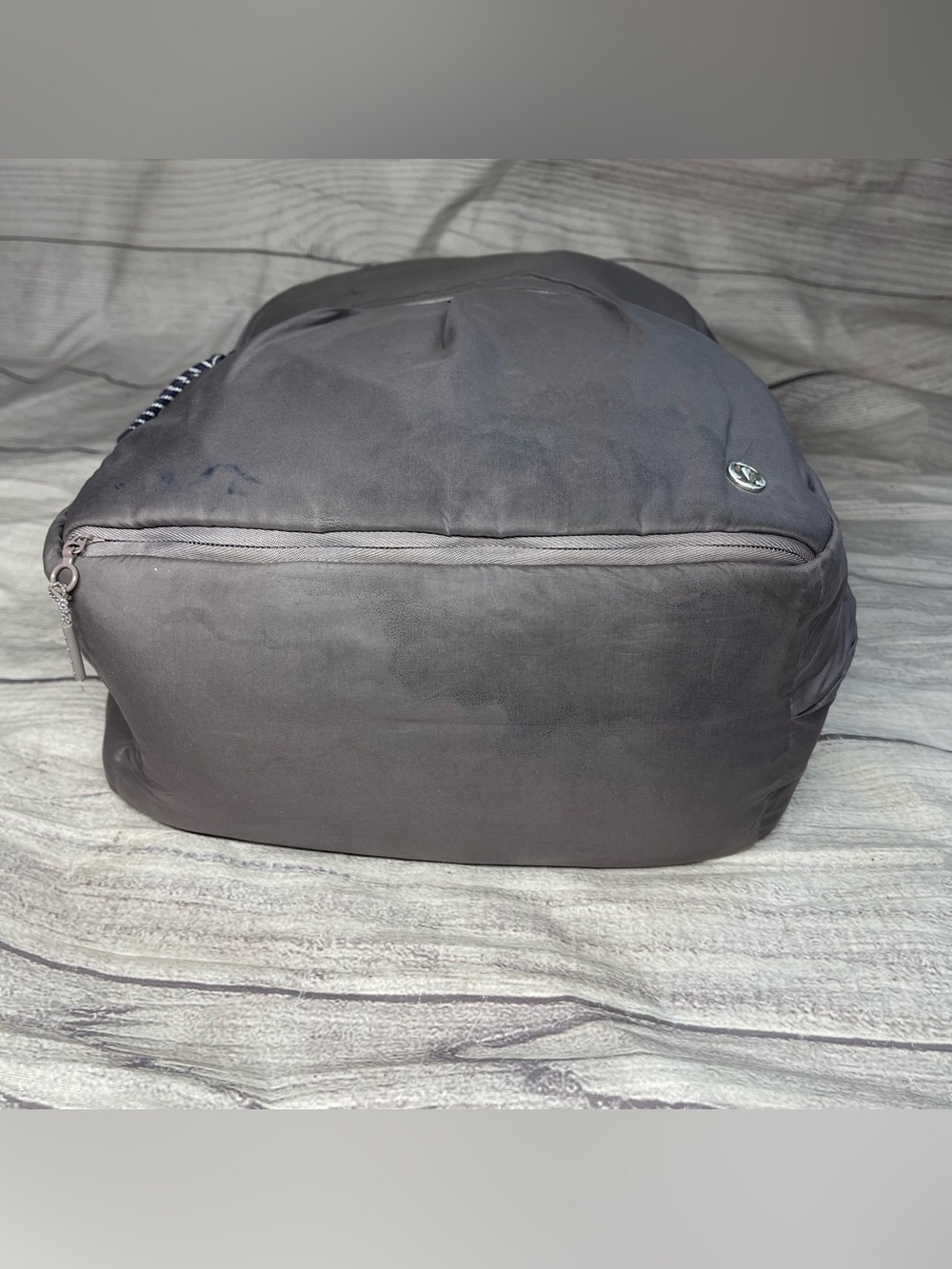 Lululemon Pack It Up 21L Unisex Lunar Rock Grey Purple Backpack - Picture 2 of 13